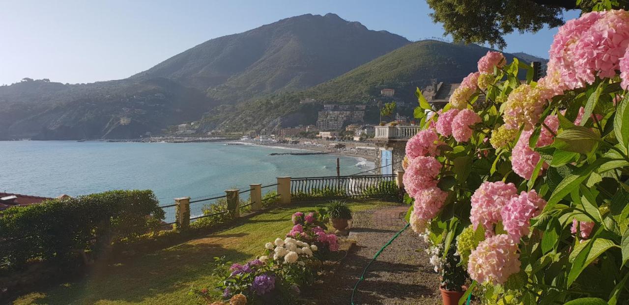 Villa Tramonto Levanto Eksteriør billede